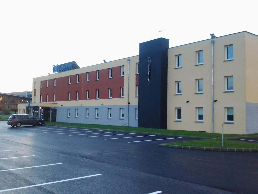 Ibis Budget Givet Exterior foto